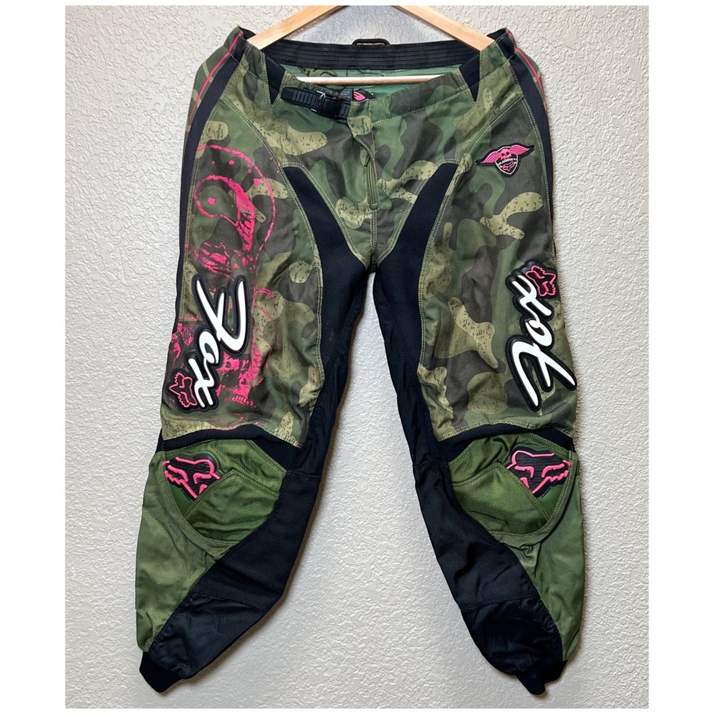 FOX 180 Racing Youth/Kids Pants Green Pink Camouflage Design Size 9/10